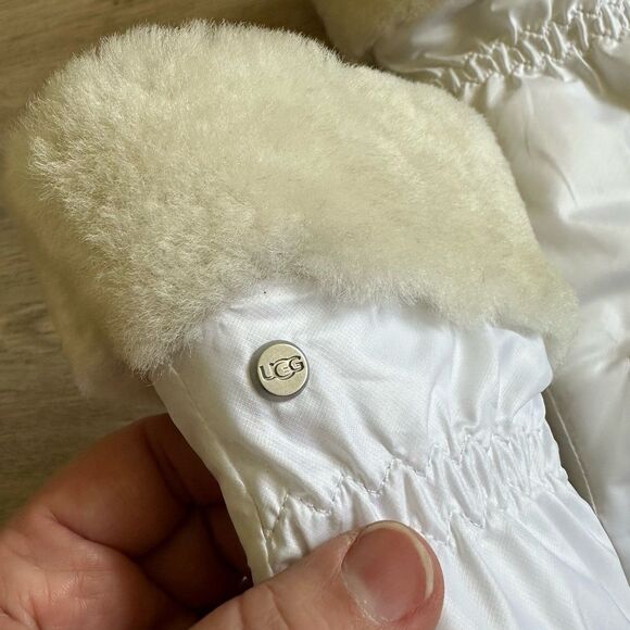 Ugg All Weather Leather Gloves White Gray Women’s L/XL Touch Screen Compatible - Picture 5 of 10